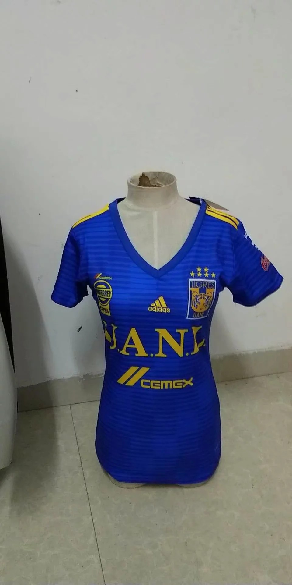 tigres blue jersey